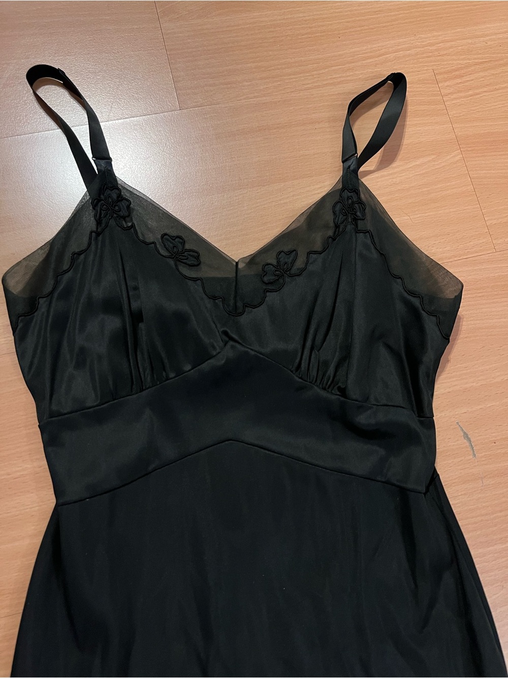 Vintage Black Nylon Slip size Medium